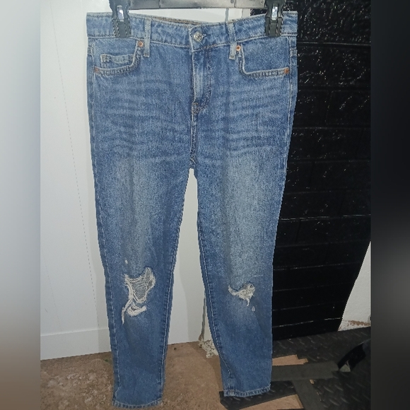 Forever 21 Kids Boy denim blue washed knee distressed jeans - Picture 3 of 9
